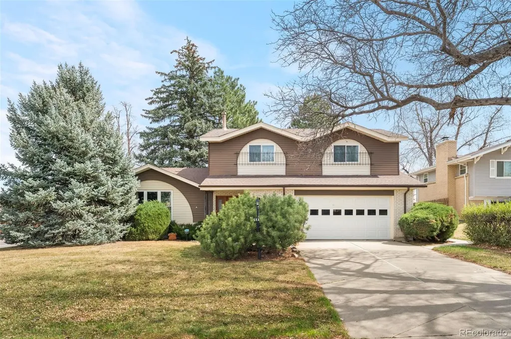 398 Uvalda Street Aurora CO 80011