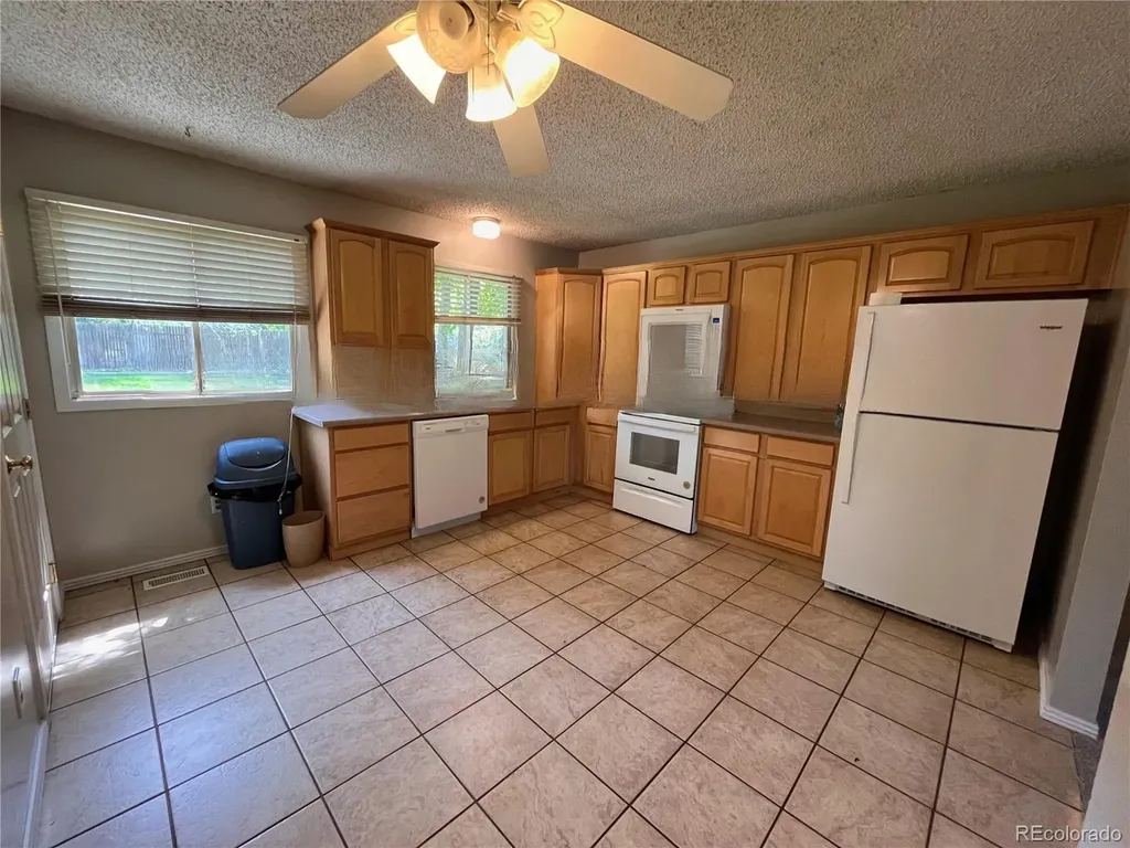 11942 S Clayson Street Parker CO 80138
