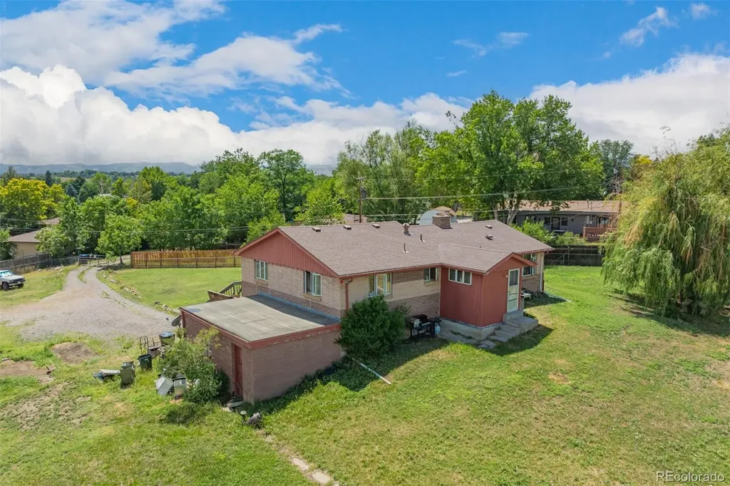 5870 Nelson Court Arvada CO 80004