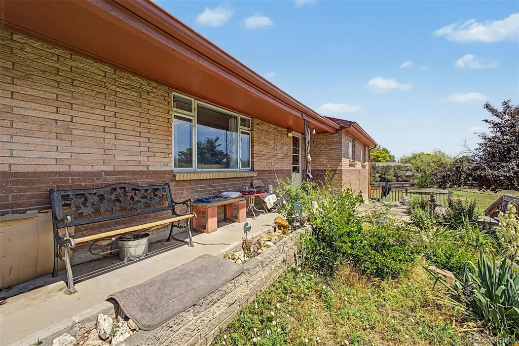 5870 Nelson Court Arvada CO 80004