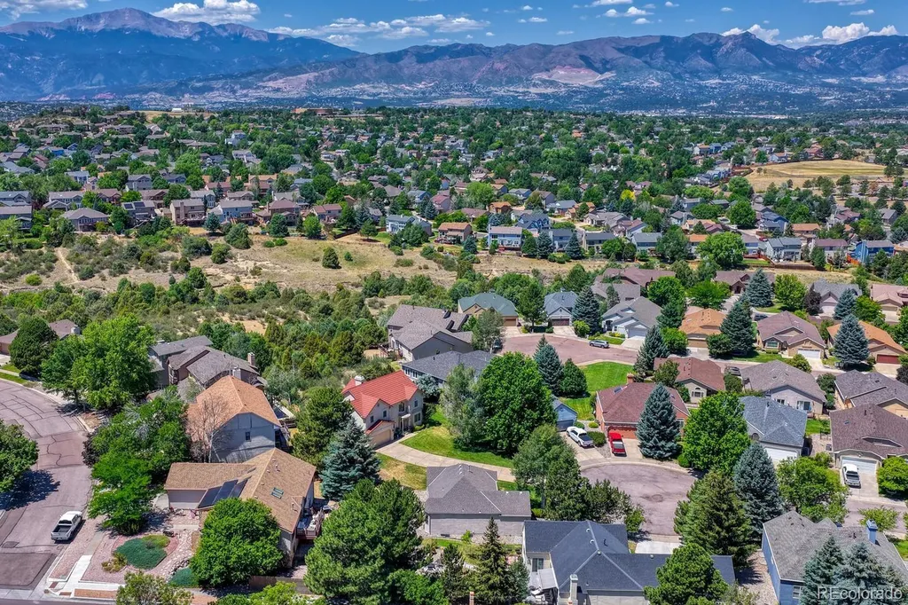 5715 Velvet Court Colorado Springs CO 80918
