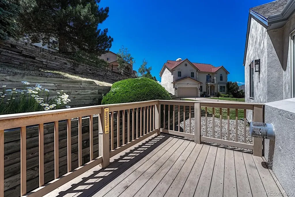 5715 Velvet Court Colorado Springs CO 80918