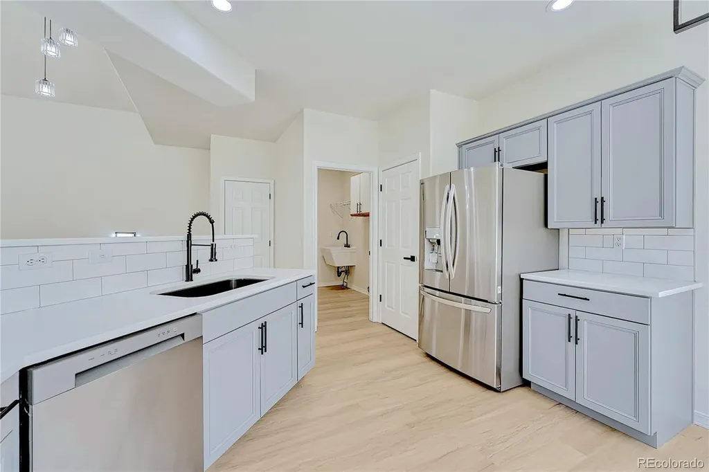 5715 Velvet Court Colorado Springs CO 80918