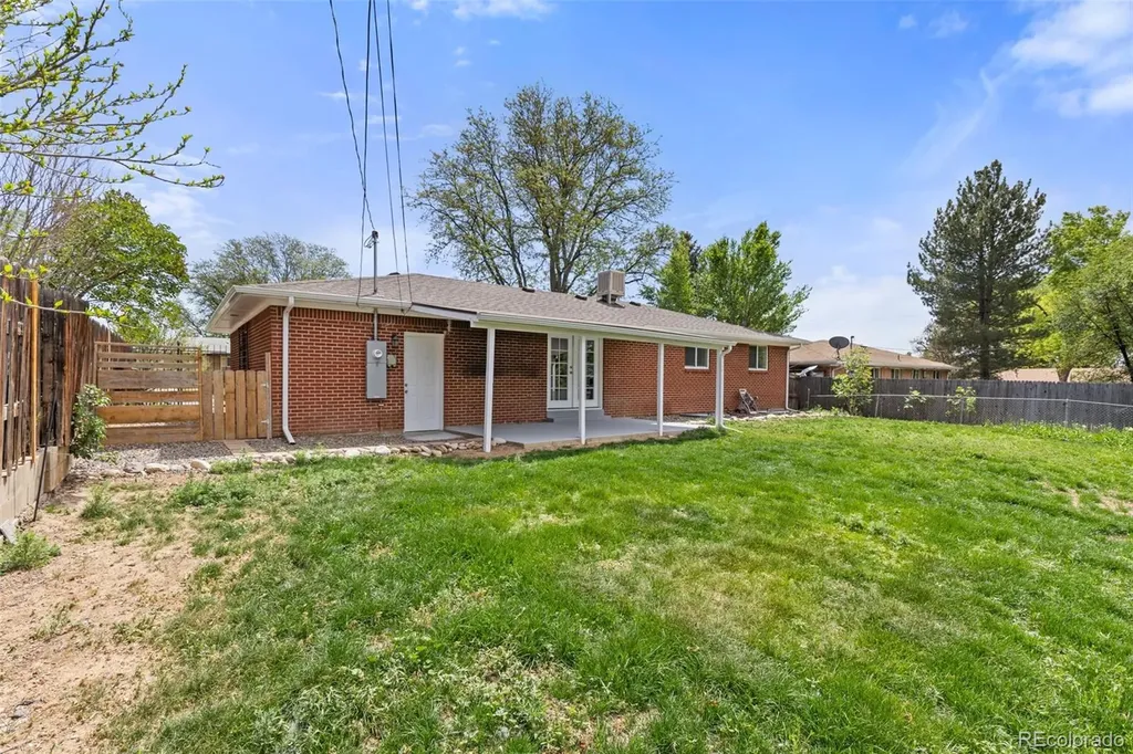 7011 Beacon Way Westminster CO 80030