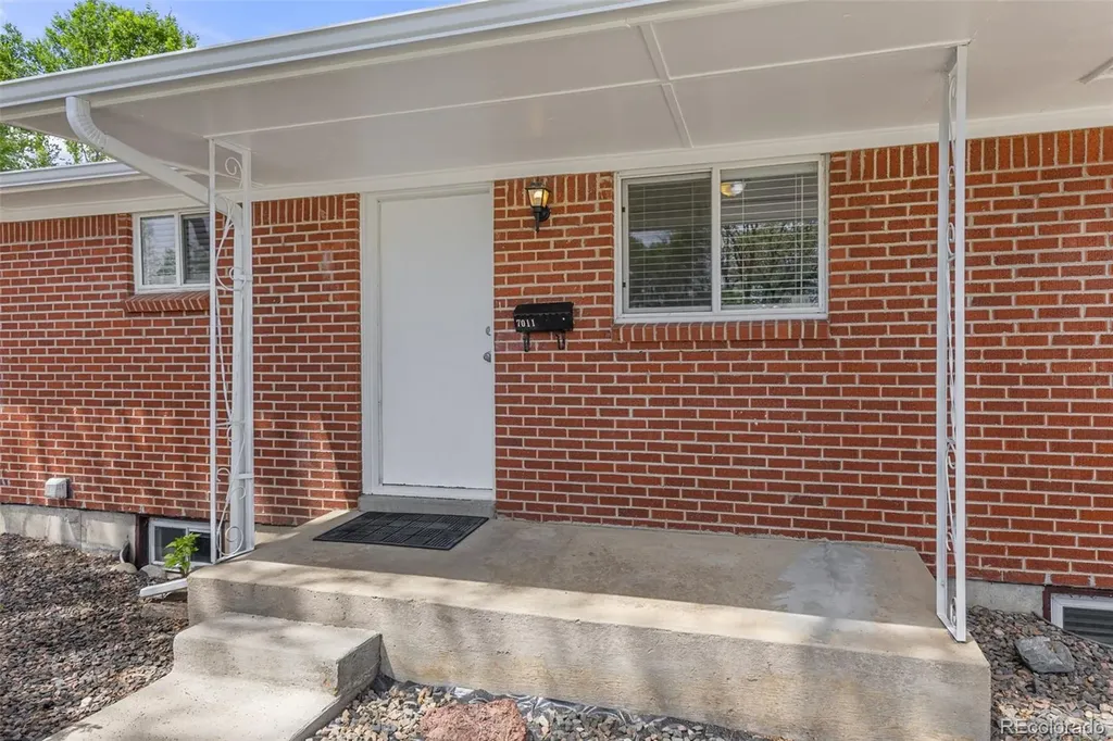 7011 Beacon Way Westminster CO 80030