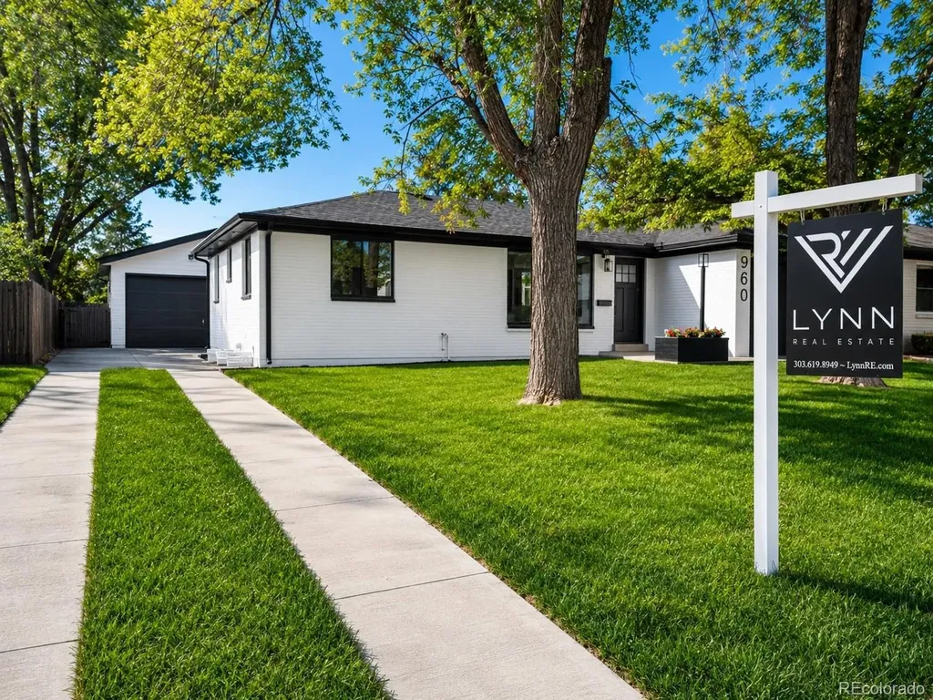 960 E 9th Avenue Broomfield CO 80020