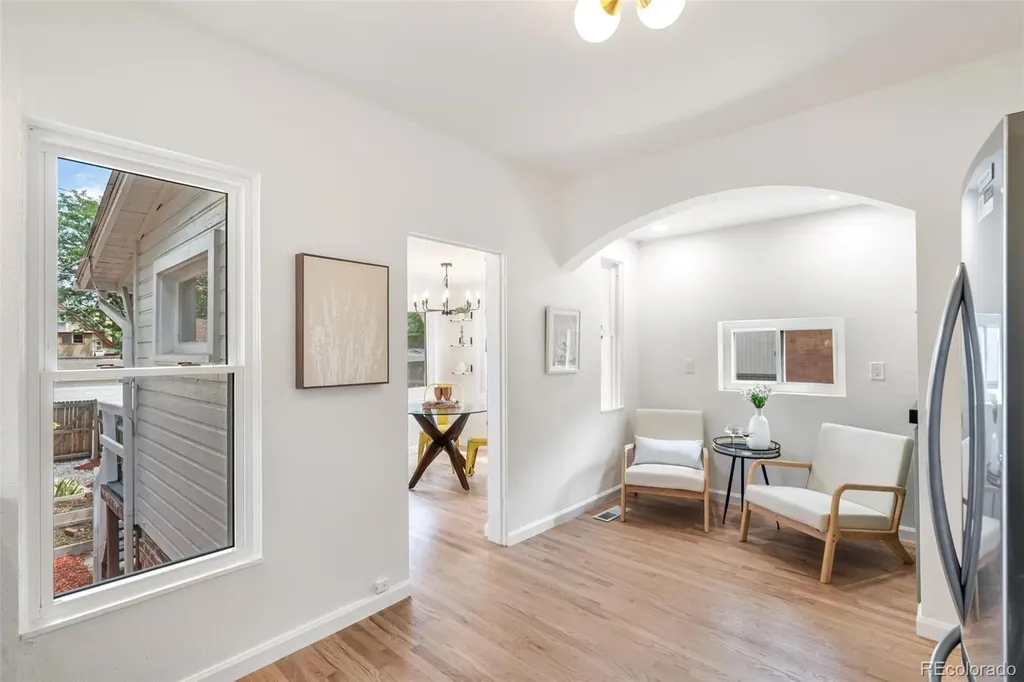 2992 Hooker Street Denver CO 80211
