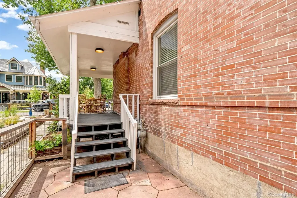2992 Hooker Street Denver CO 80211