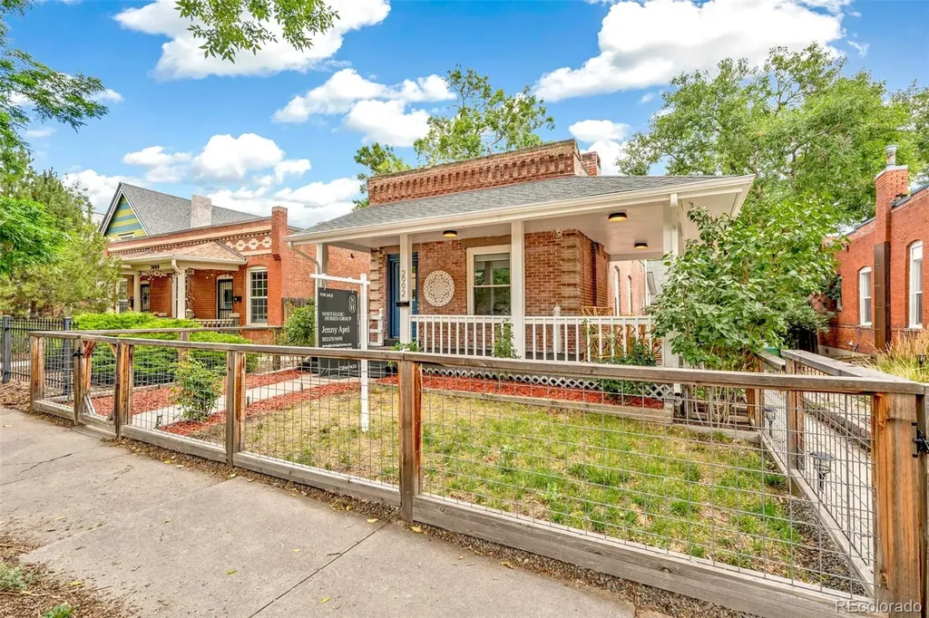 2992 Hooker Street Denver CO 80211