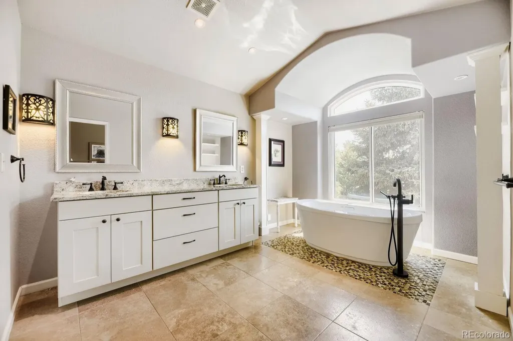 9654 Brook Hill Lane Lone Tree CO 80124