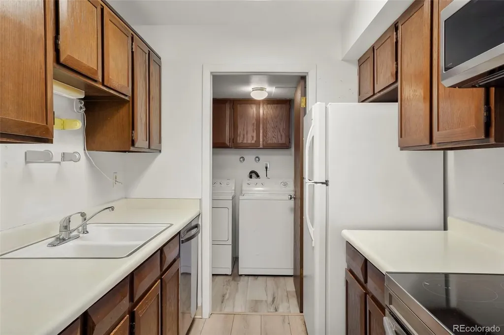 6926 W 87th Way Arvada CO 80003