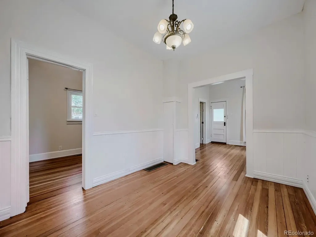 2730 W 45th Avenue Denver CO 80211