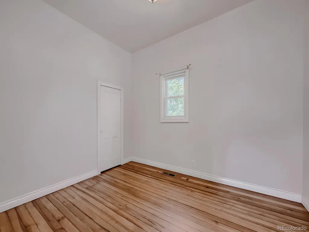 2730 W 45th Avenue Denver CO 80211