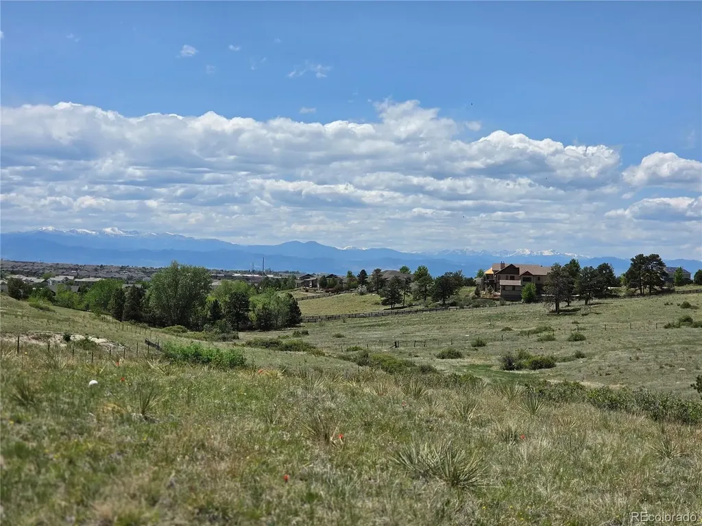 1 Forest Rim Aurora CO 80016