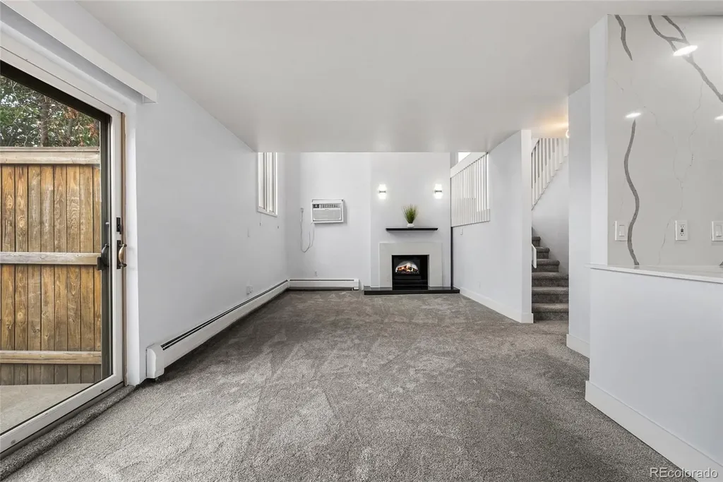2835 S Monaco Parkway Denver CO 80222