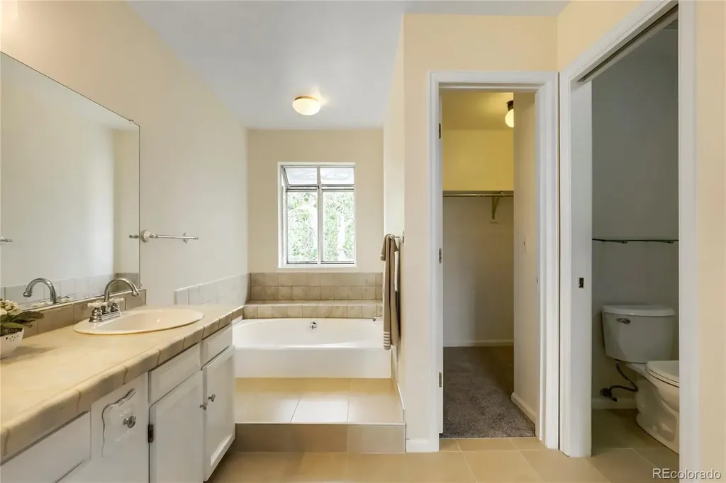 490 S Kingston Circle Aurora CO 80012