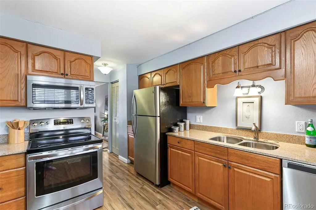 5550 S Lowell Boulevard Littleton CO 80123