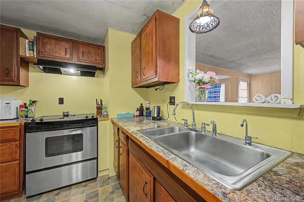 1535 Chestnut Street Canon City CO 81212