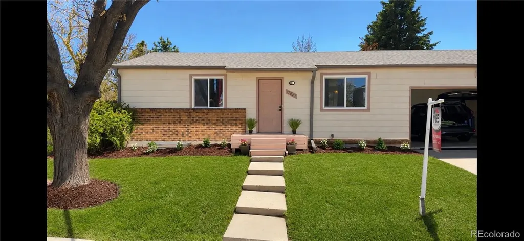 17042 E Wagon Trail Parkway Aurora CO 80015