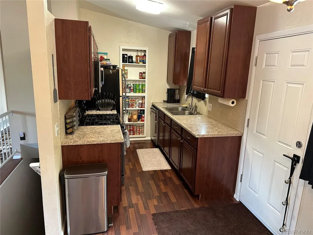 17042 E Wagon Trail Parkway Aurora CO 80015