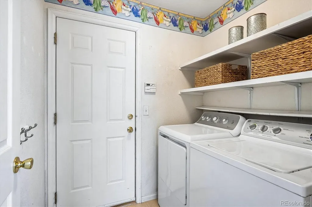 2956 S Espana Court Aurora CO 80013