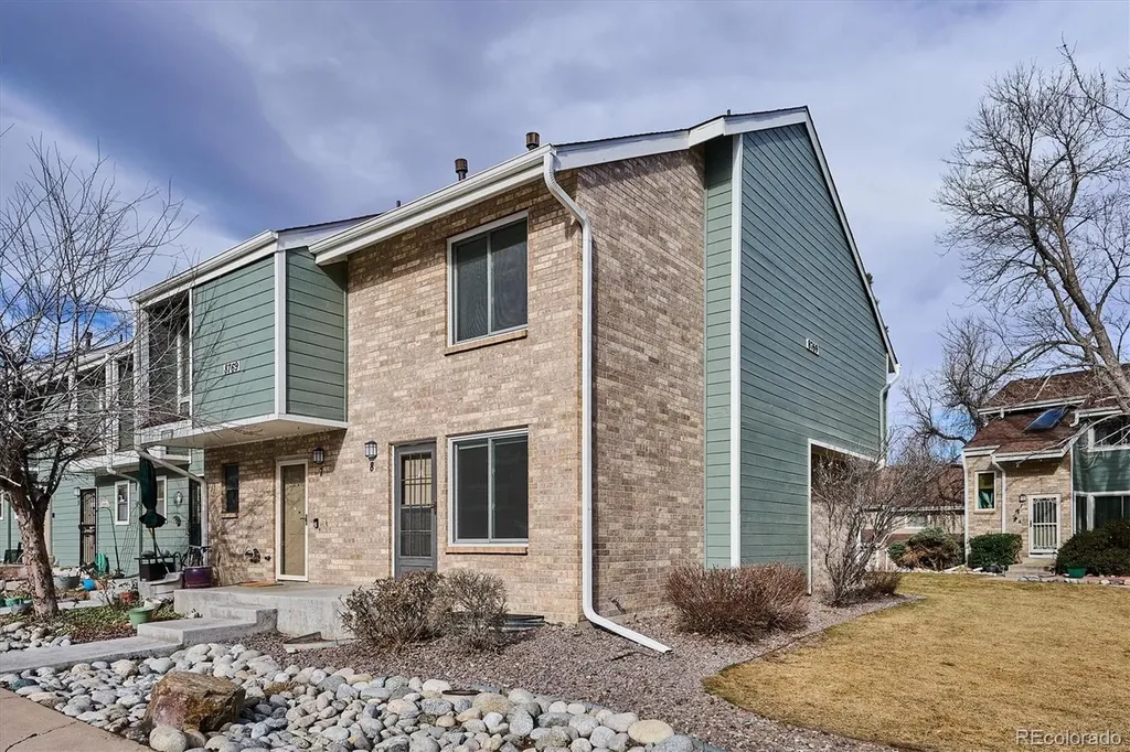 8769 W Cornell Avenue Lakewood CO 80227
