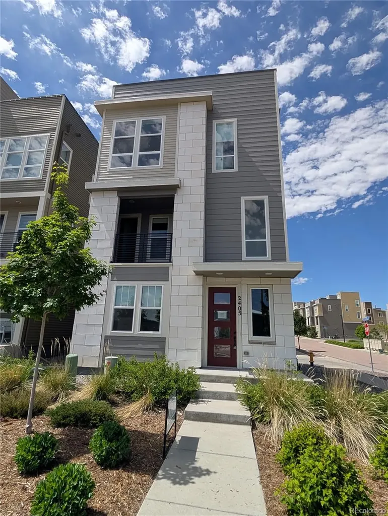 2405 Fiji Drive Castle Rock CO 80109