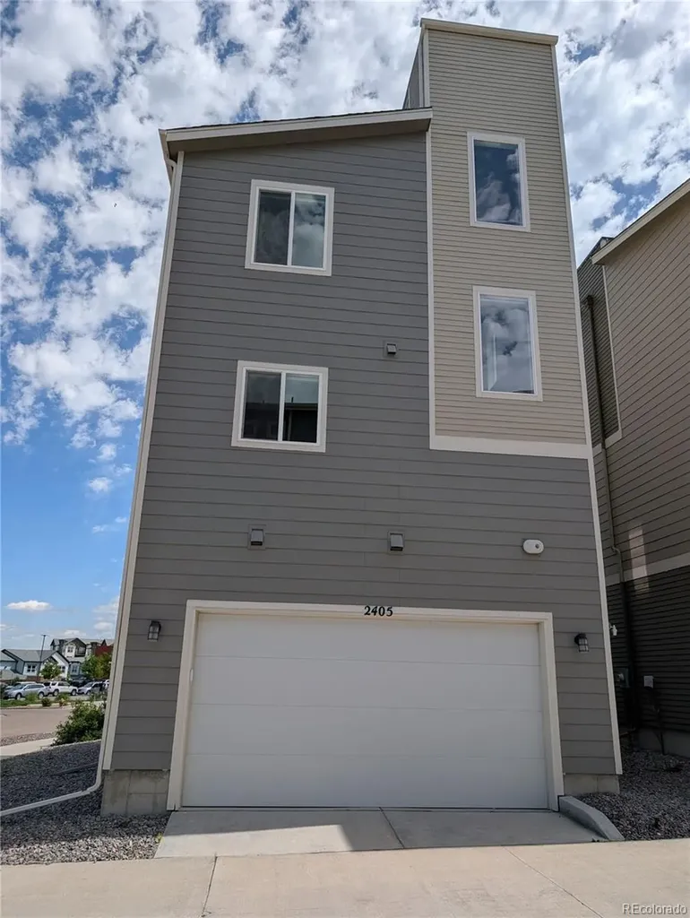 2405 Fiji Drive Castle Rock CO 80109