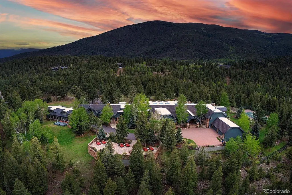 1275 Silver Tip Lane Evergreen CO 80439
