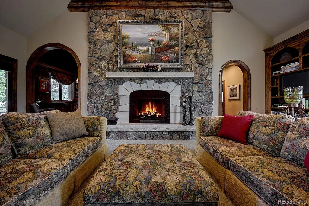 1275 Silver Tip Lane Evergreen CO 80439