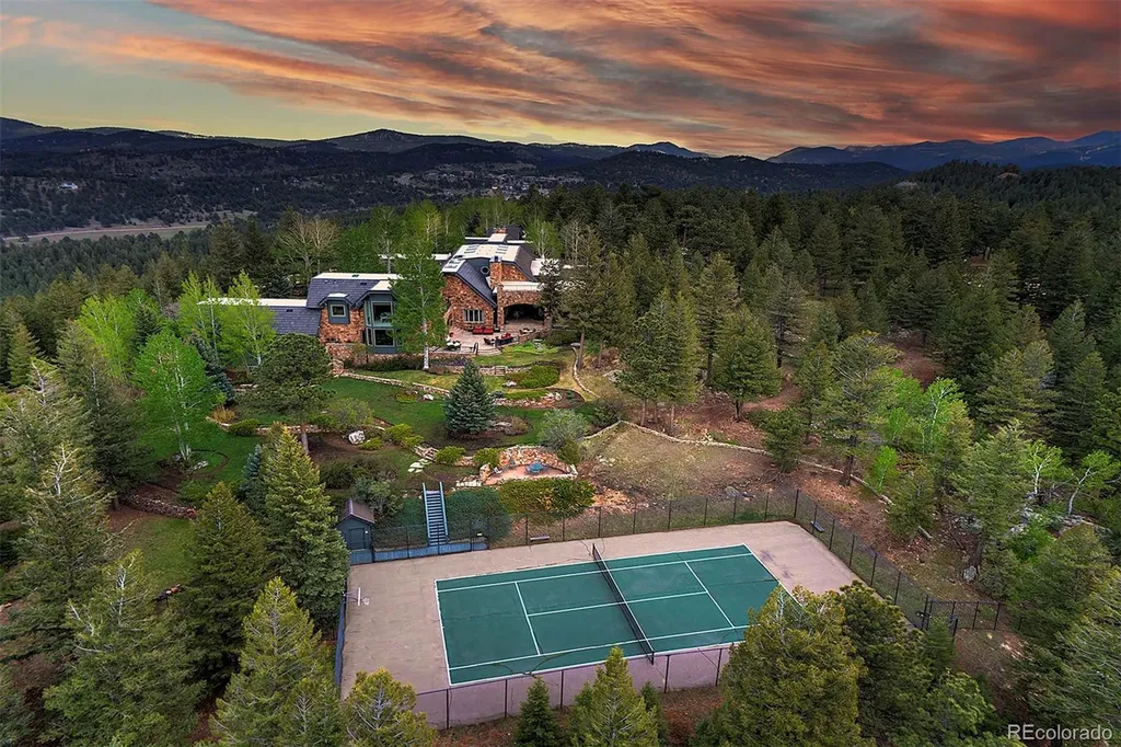 1275 Silver Tip Lane Evergreen CO 80439