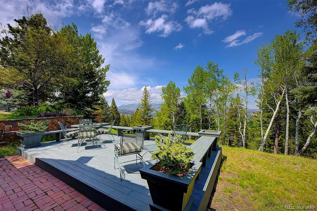1275 Silver Tip Lane Evergreen CO 80439