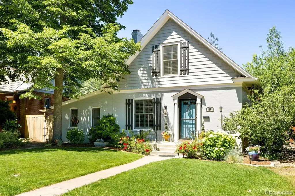 2265 Holly Street Denver CO 80207
