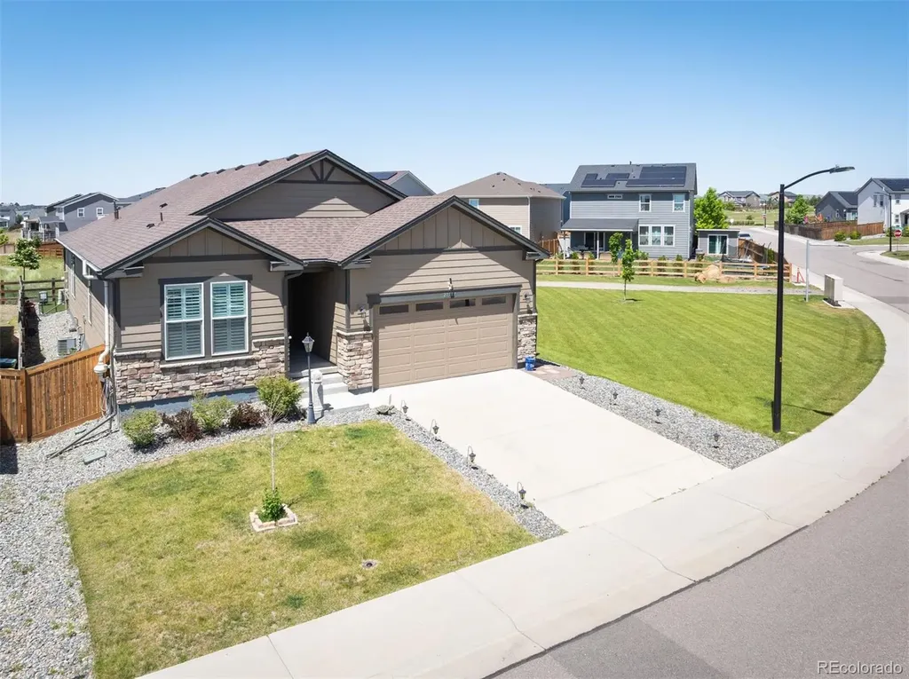27571 E 7th Drive Aurora CO 80018