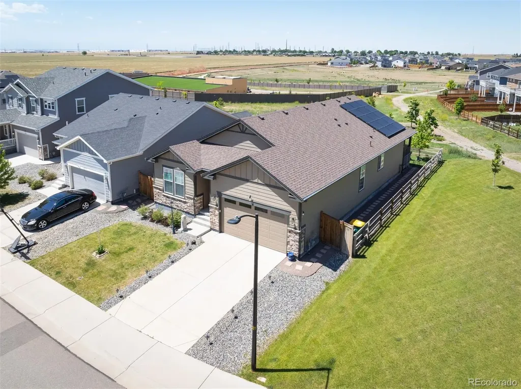 27571 E 7th Drive Aurora CO 80018