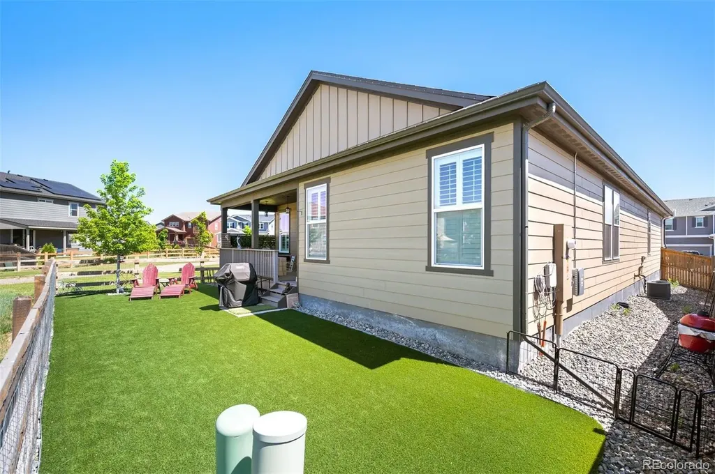 27571 E 7th Drive Aurora CO 80018