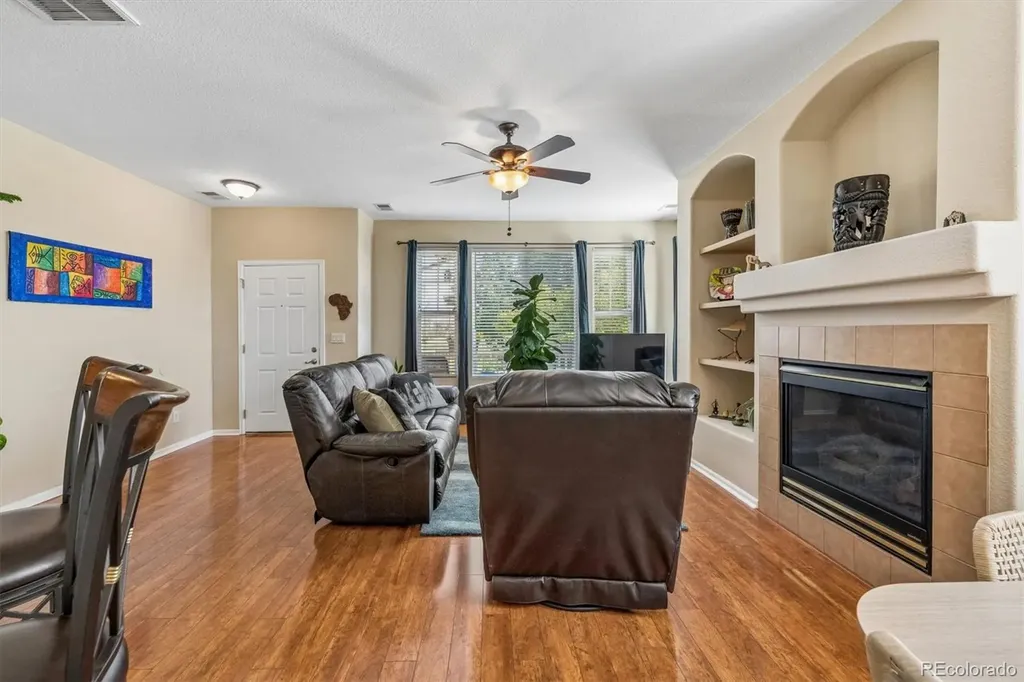 642 S Norfolk Way Aurora CO 80017