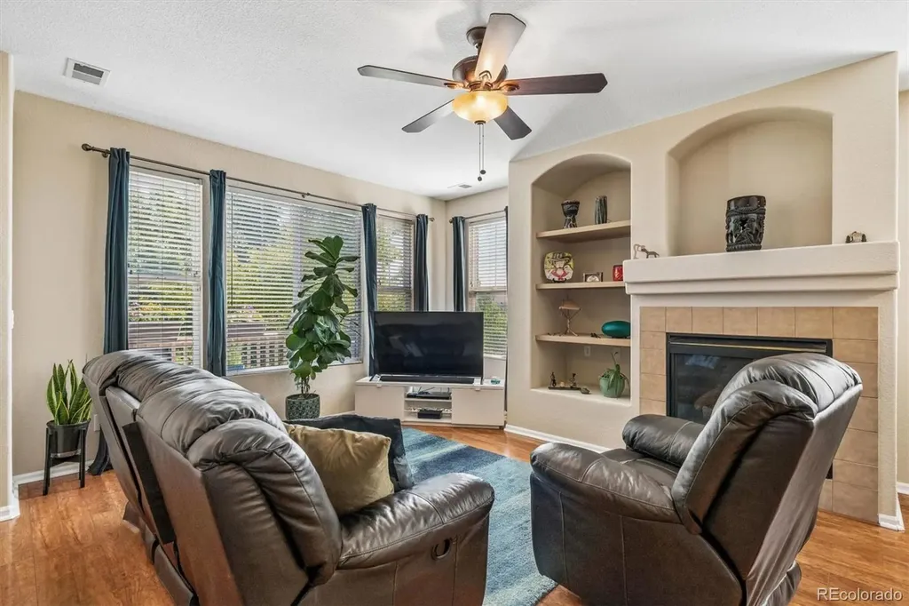 642 S Norfolk Way Aurora CO 80017