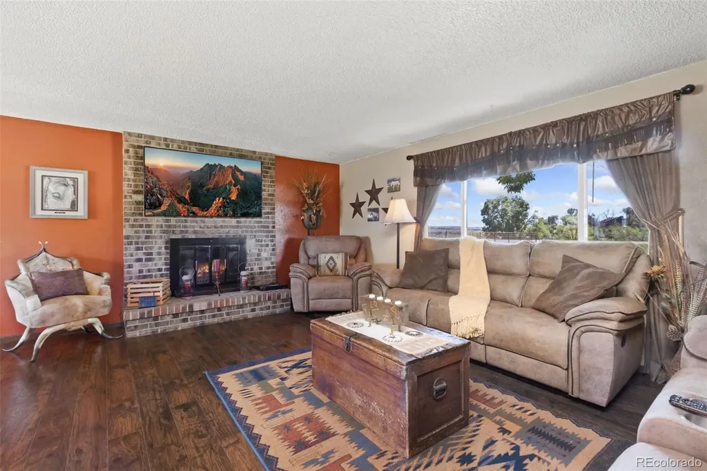 3704 W County Road 4 Berthoud CO 80513