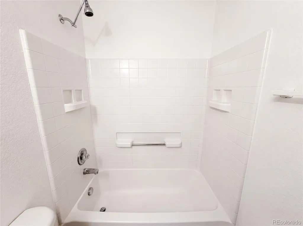 5659 Raleigh Circle Castle Rock CO 80104