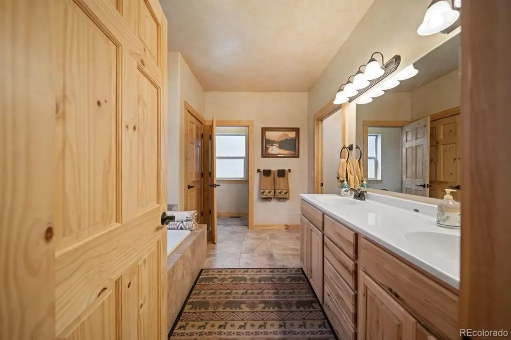 1380 Spruce Road Cimarron CO 81220