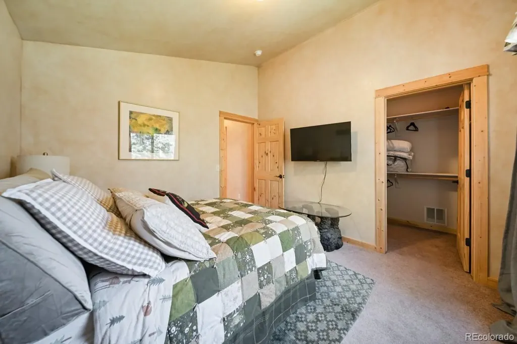 1380 Spruce Road Cimarron CO 81220