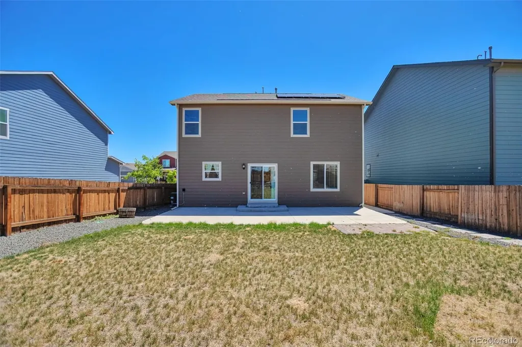 359 Maple Street Bennett CO 80102