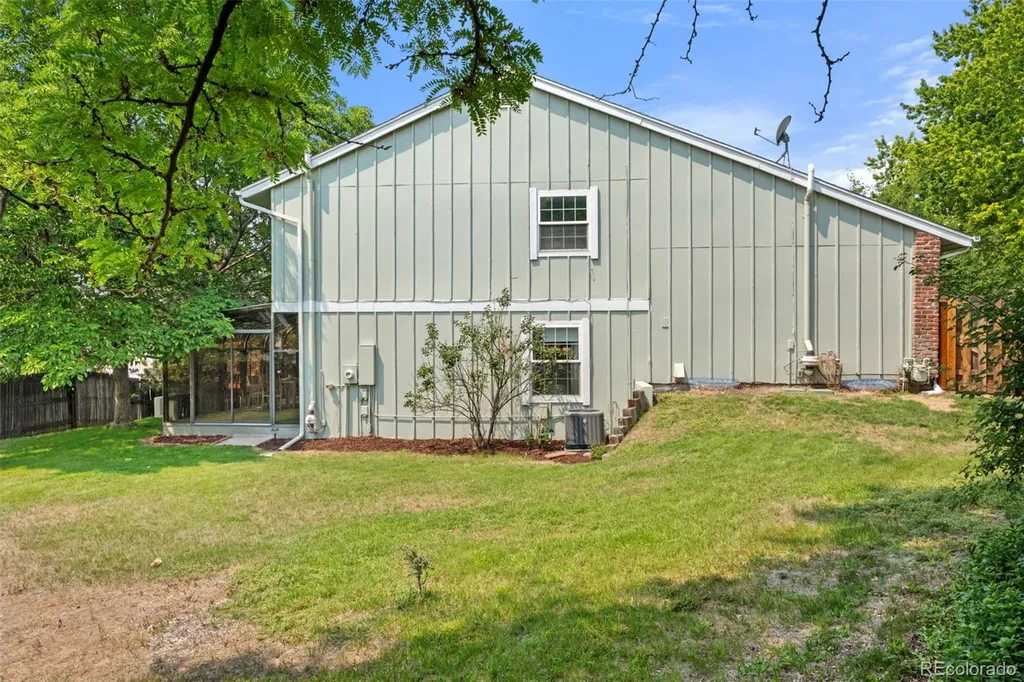 7993 S Trenton Street Centennial CO 80112