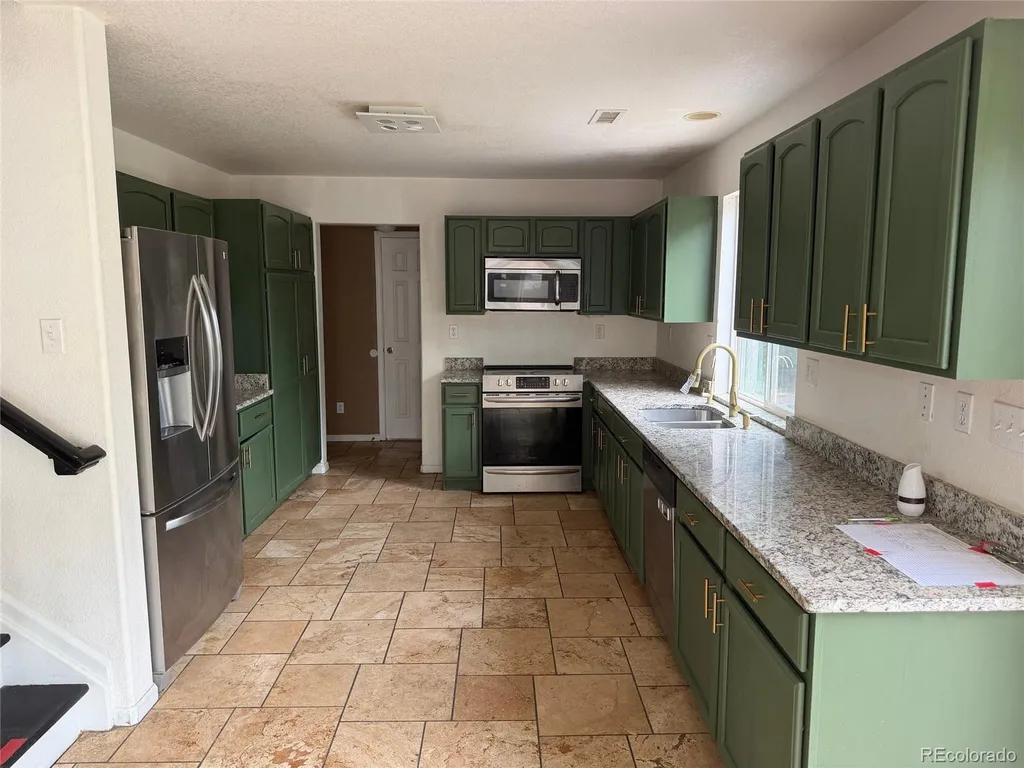 15333 E 98th Place Commerce City CO 80022