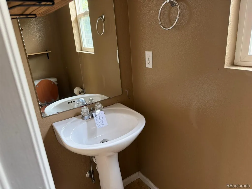 15333 E 98th Place Commerce City CO 80022