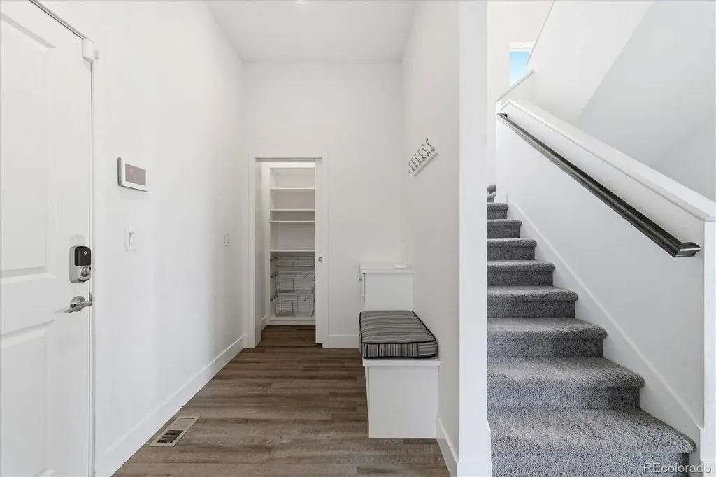6638 Zuni Street Denver CO 80221