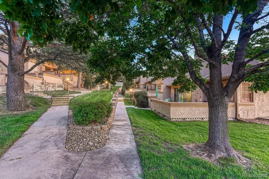 1882 Brookdale Drive Colorado Springs CO 80918