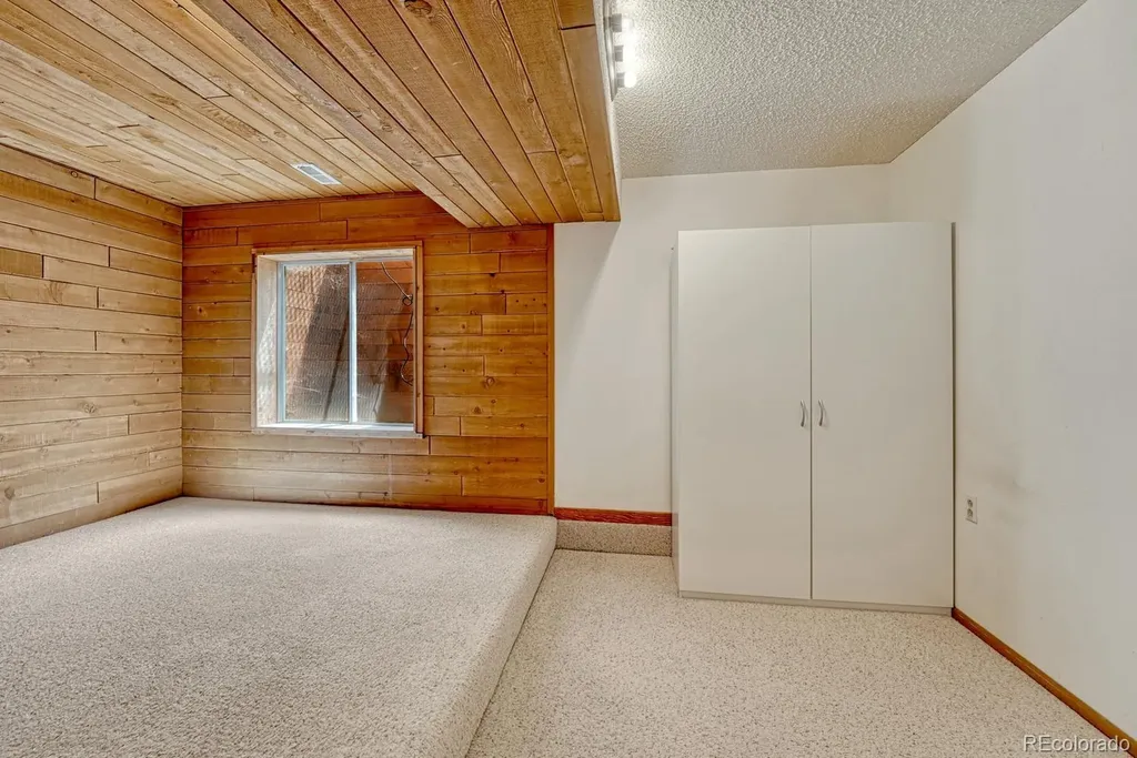 1882 Brookdale Drive Colorado Springs CO 80918