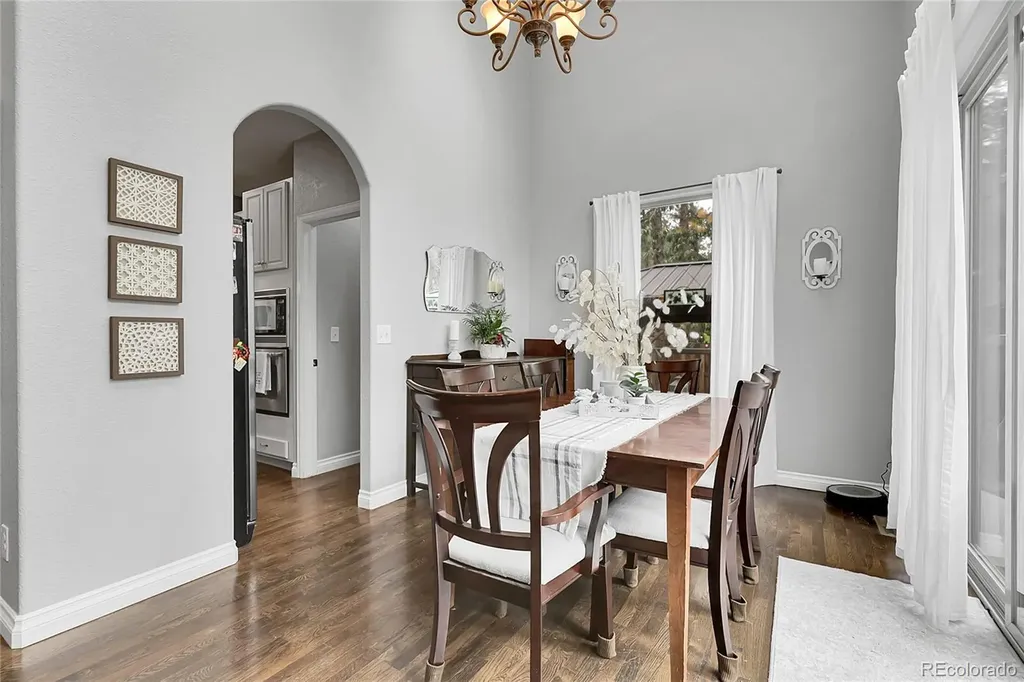 171 Columbine Street Larkspur CO 80118